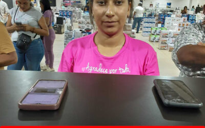 VANESSA PAOLA LEON BUSTILLOS
