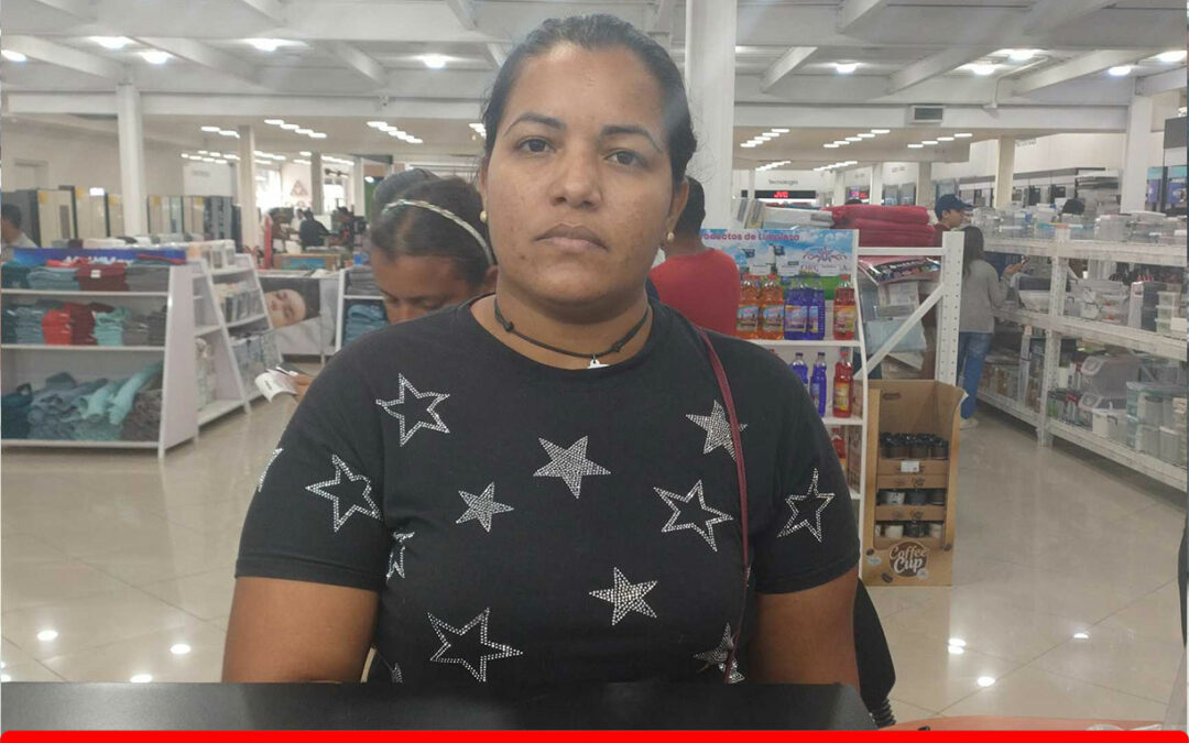 PATRICIA MERCEDES LAREZ MOYA