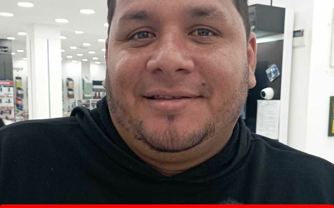 ALBERT DANIEL MOYA RENGEL