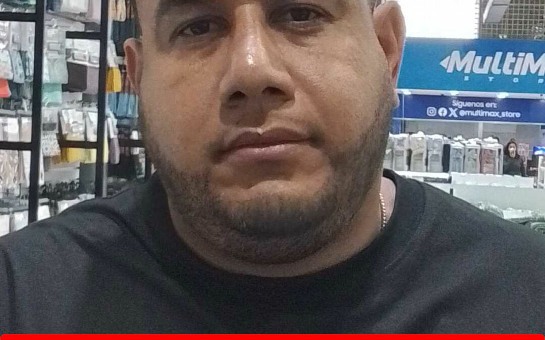 LEONEL ESQUIVEL ZAPATA