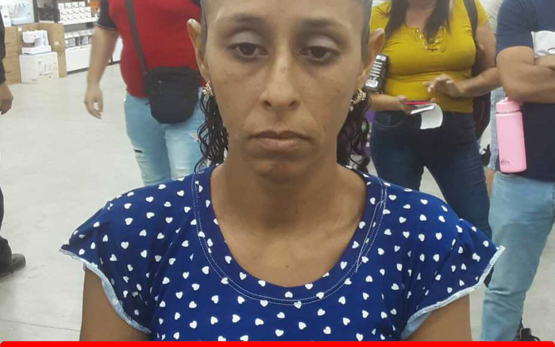 YORMARY ANGELA CASTILLO DE FLORES