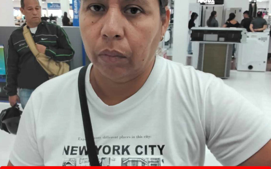 BETTY SALAZAR