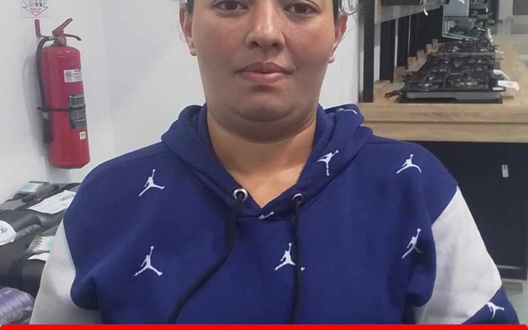 ANBAR ALEXANDRA MOLINA ANGULO