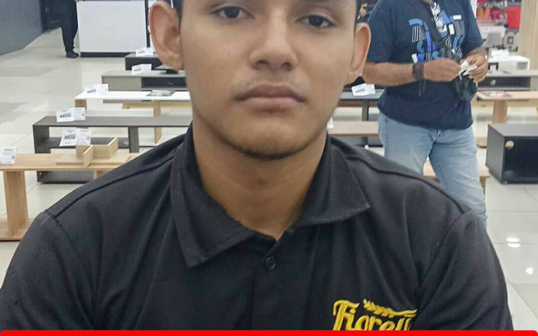 DANIEL ALEJANDRO CASTILLO CARRUYO