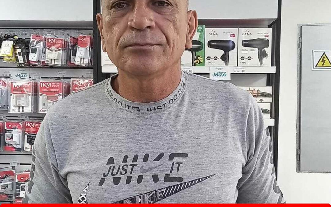 RICARDO JAVIER PAREDES