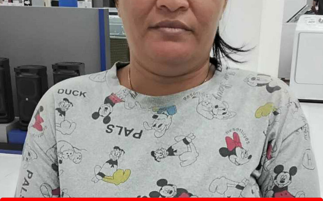 ANA CARLA SALAS MICETT