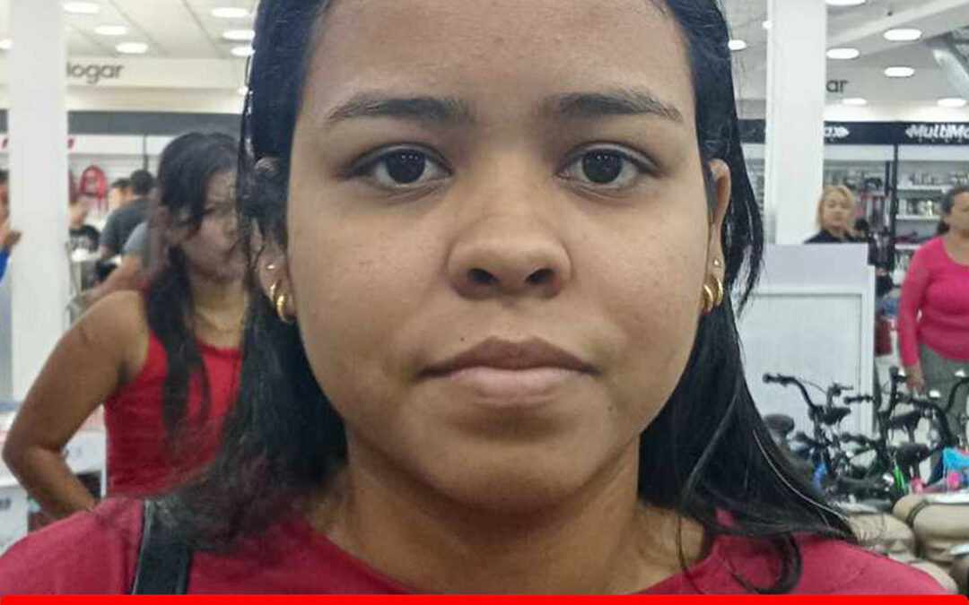 ADRIANA CAROLINA VELAZCO VELAZCO