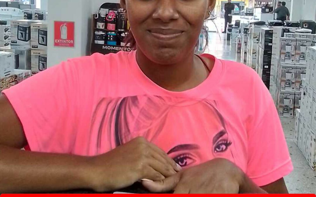 AMERLIS MARIA SALAZAR LEONARDEZ