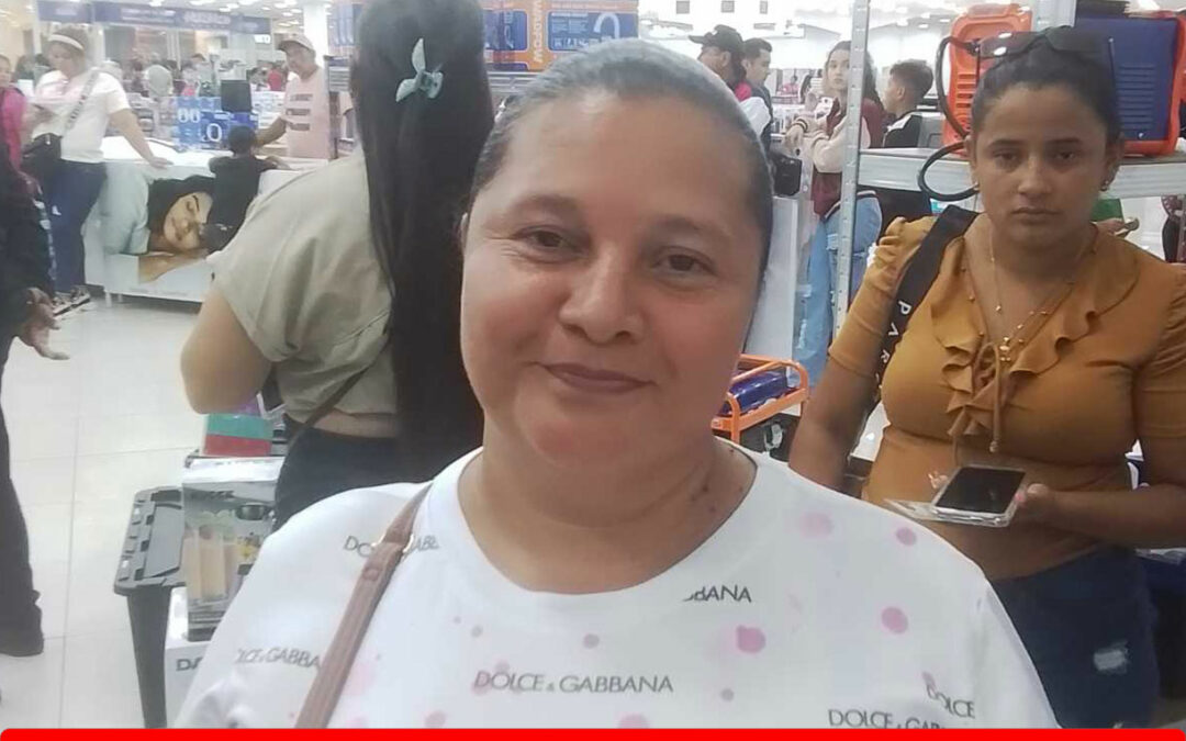 AURA MARINA BUSTAMANTE ANGARITA