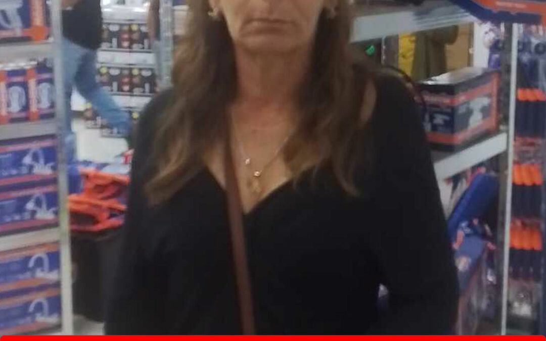 AYARI JOSEFINA ARAUJO VERA