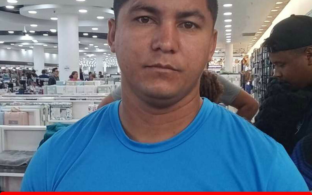 CARLOS JAVIER ARROYO