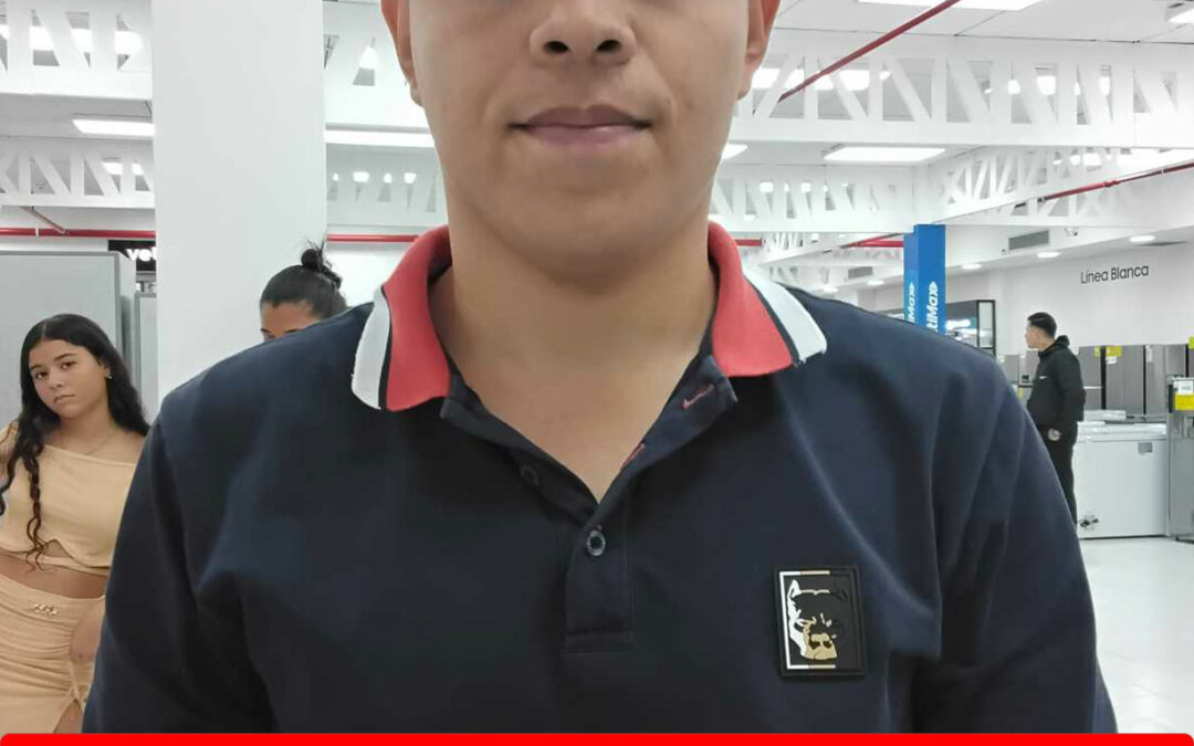 ELVIS DAVID REBOLLEDO MATA