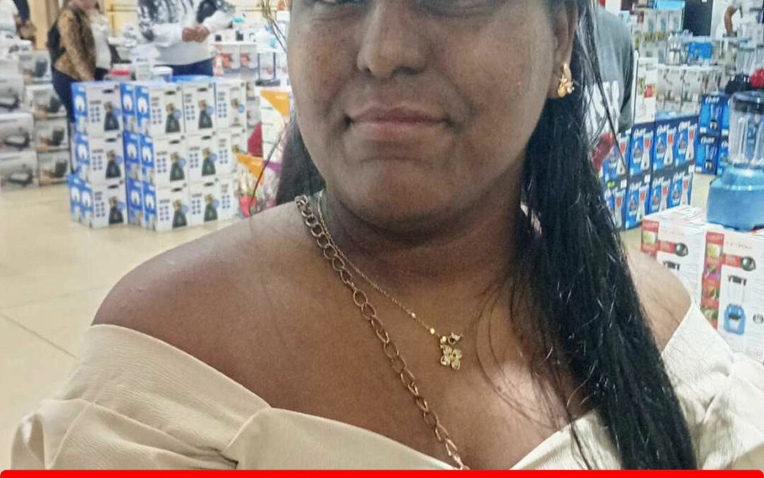 FRANCELYS MARGOT DEL VALLE ESPINOZA ROJAS