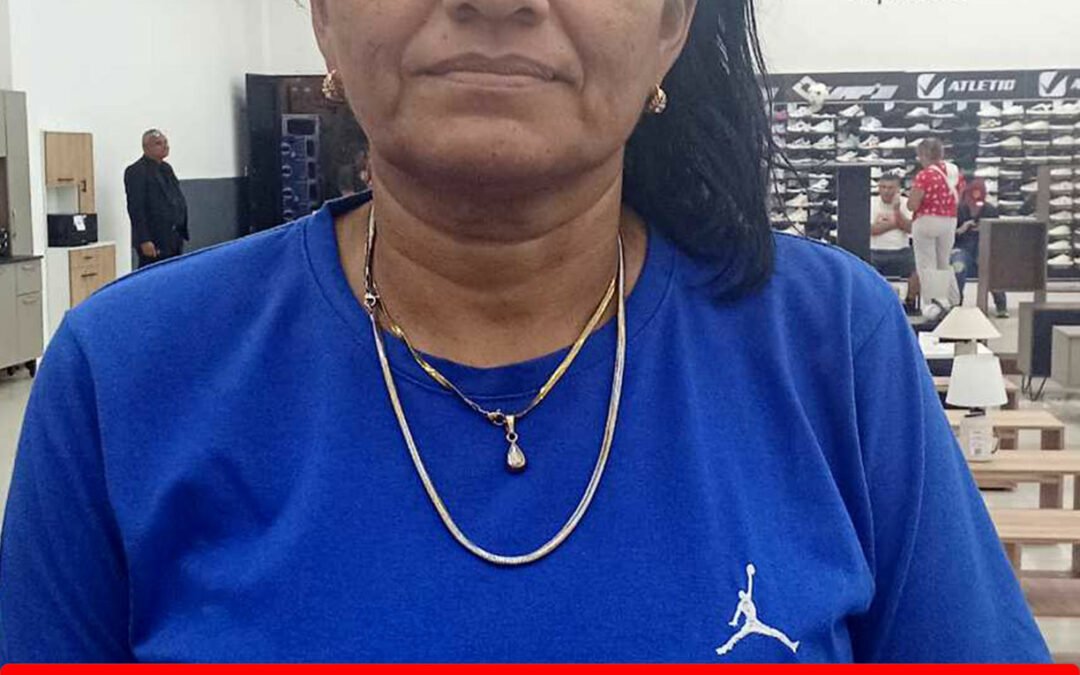 LAURA COROMOTO VILVHEZ