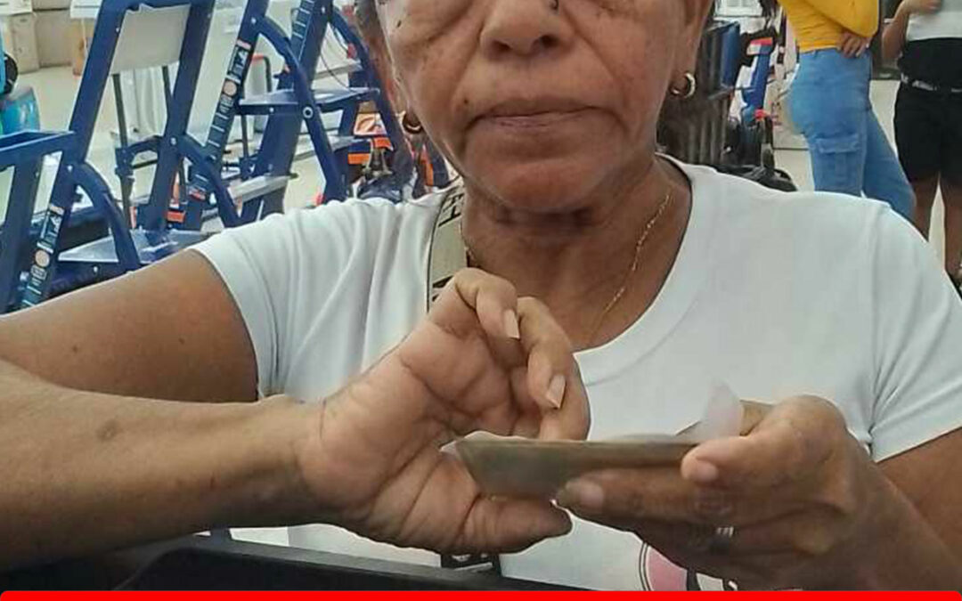 MARIA CRISTINA TOVAR