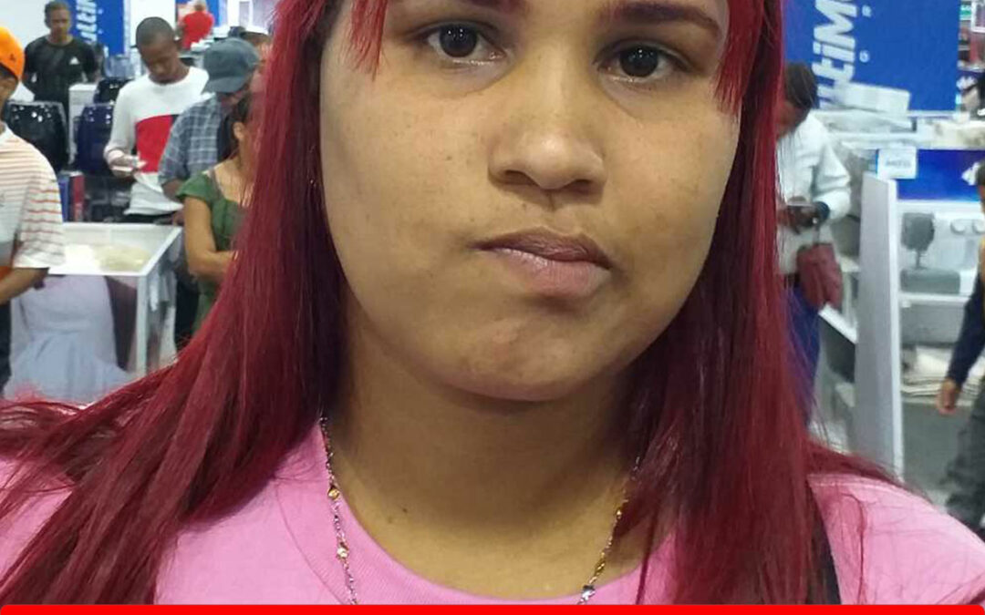 NINOSKA CAROLINA VALDIVIEZO HURTADO