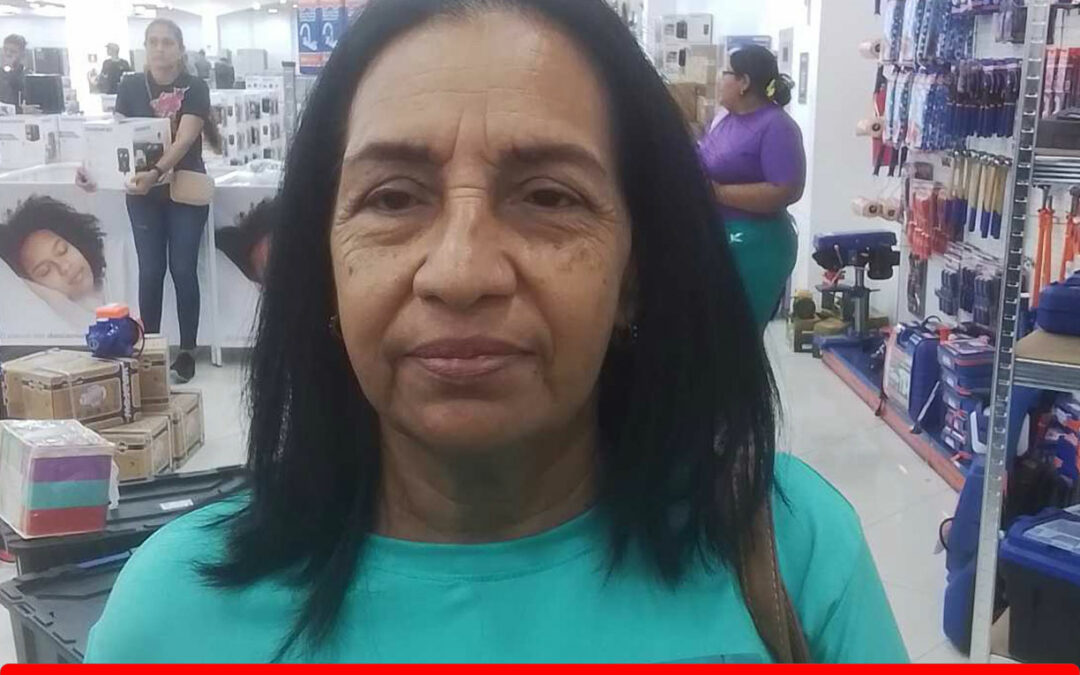 YENIS ALVEAR PEREZ