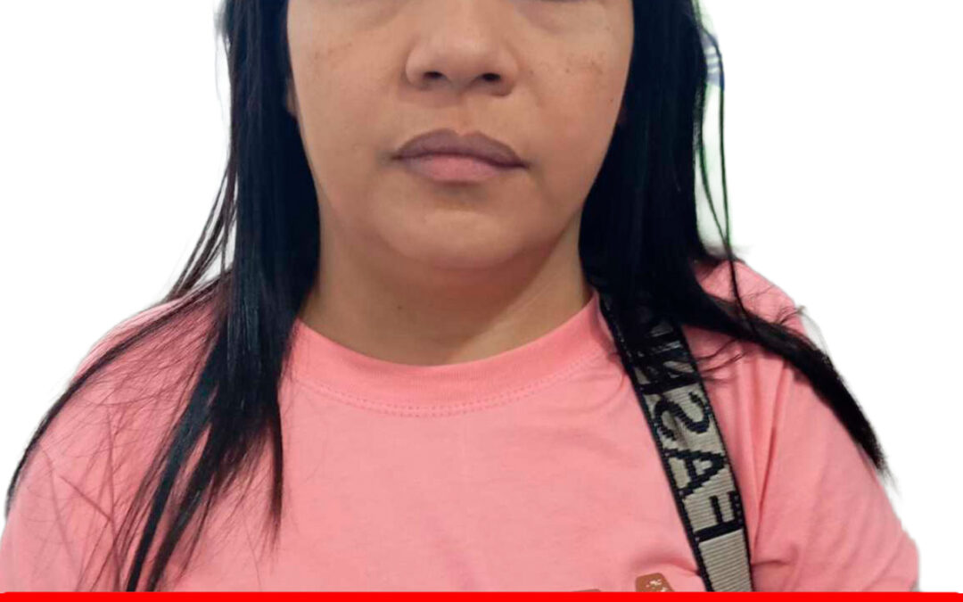 ADRIANA DEL VALLE IZARRA MONSALVE