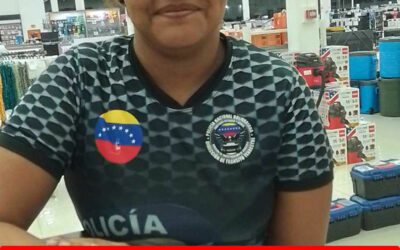 AMANDA ANYELI DIAMONTT