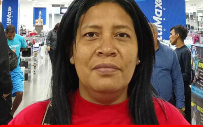 JAKELINE DE LAS GONZALEZ DE RIVAS