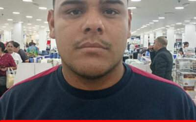 RONNY DANIEL GUACARE FERRER