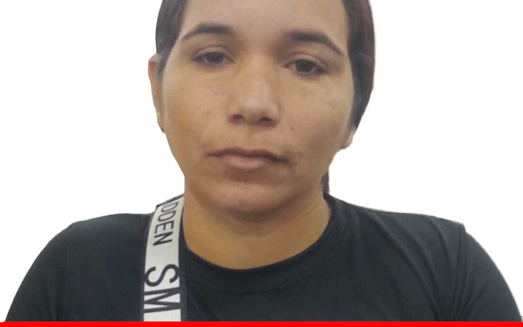 STEPHANY ROXANA LAREZ GUTIERREZ