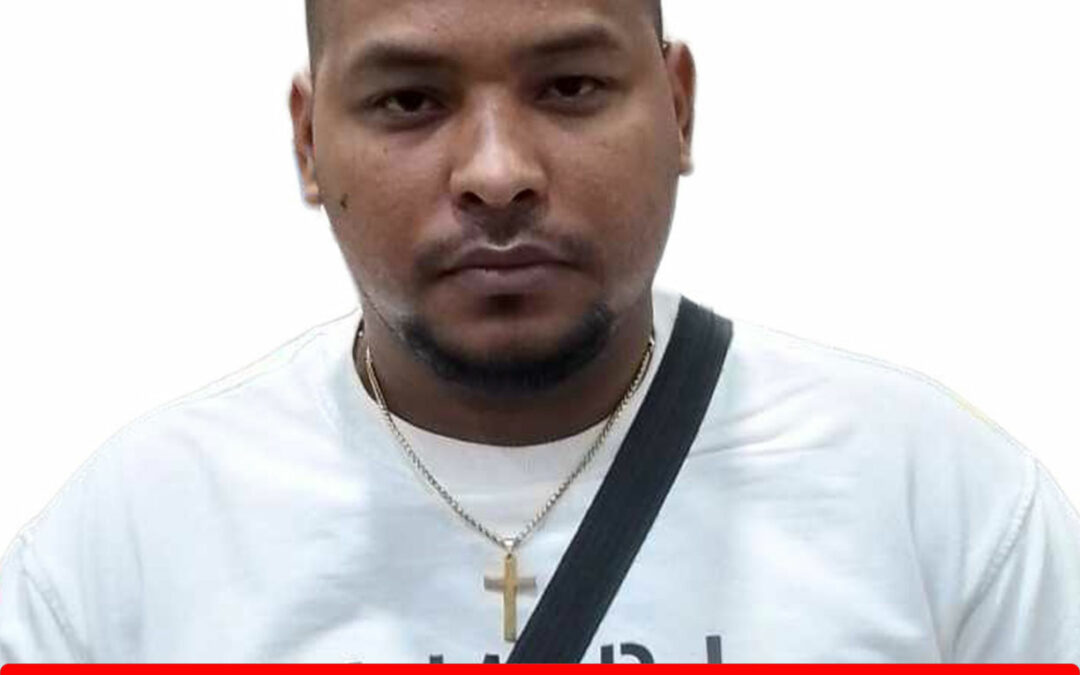 AXL ENORY CASTILLO ZARATE