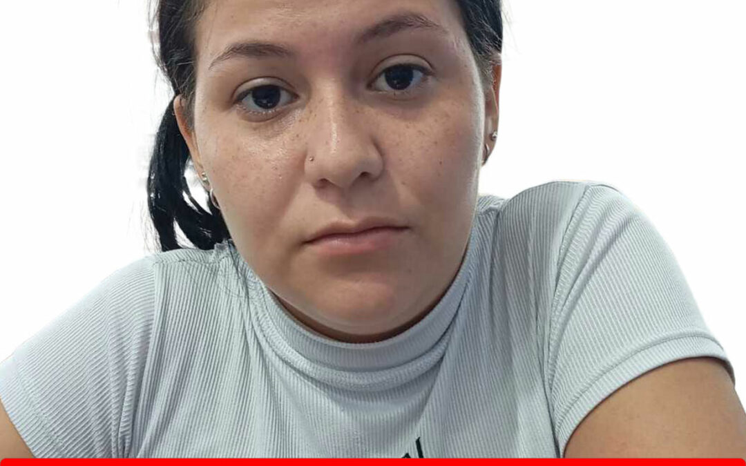 LEONELA ADRIANA HINESTROZA SANCHEZ