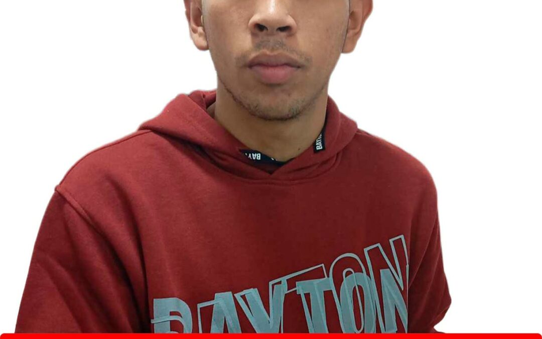 DEREK VIVENES HERNANDEZ